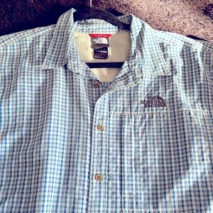 Northface light weight short sleeve
